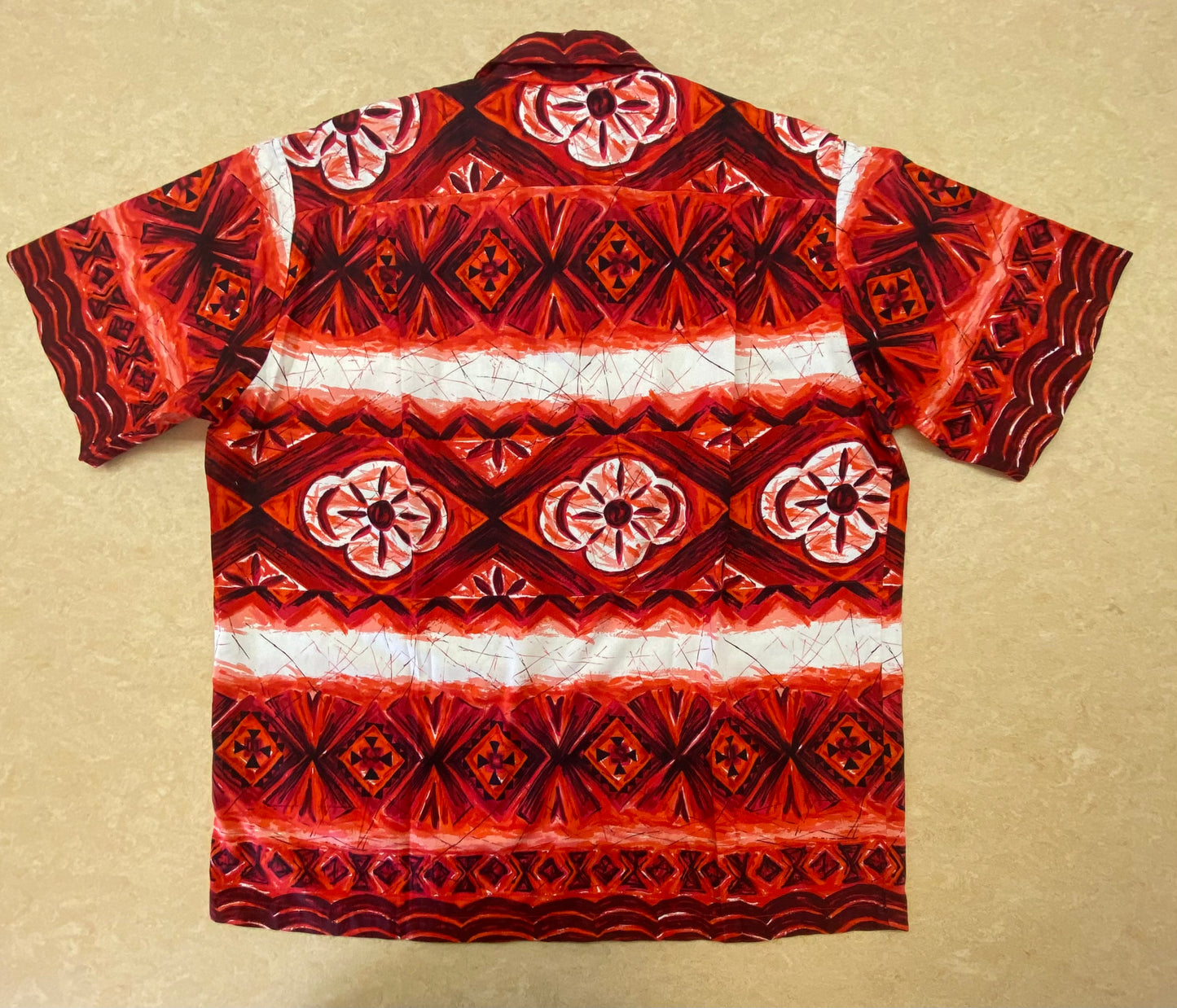 アロハシャツ サイズ「US Large（XL相当）」レッド/ブラック/ホワイト　ユニセックスaloha/A20260131