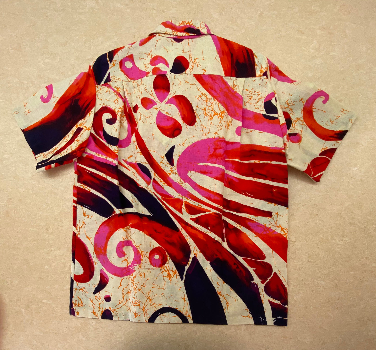 アロハシャツ サイズL レッド/ピンク/オレンジ/ブラック/ベージュ ユニセックス　alaha /A20260201
